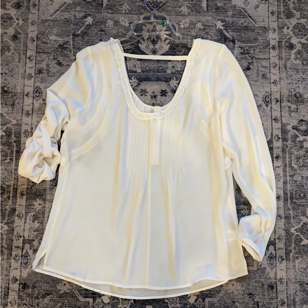 Daniel Rainn Ivory Ruffle Blouse - Picture 5 of 8